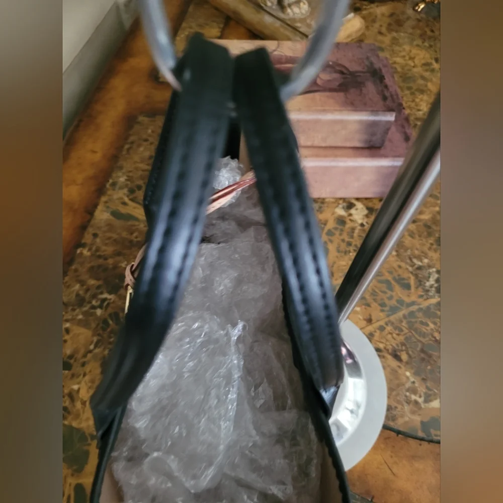 Michael Kors Black Tote Bag - Picture 6 of 9